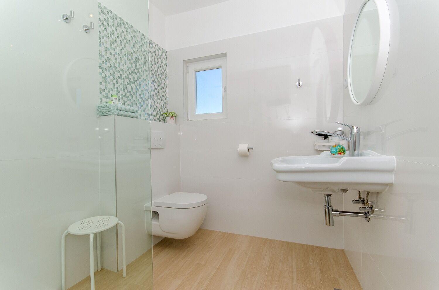 Apartments Bosiljka - By The Sea Sevid Bagian luar foto