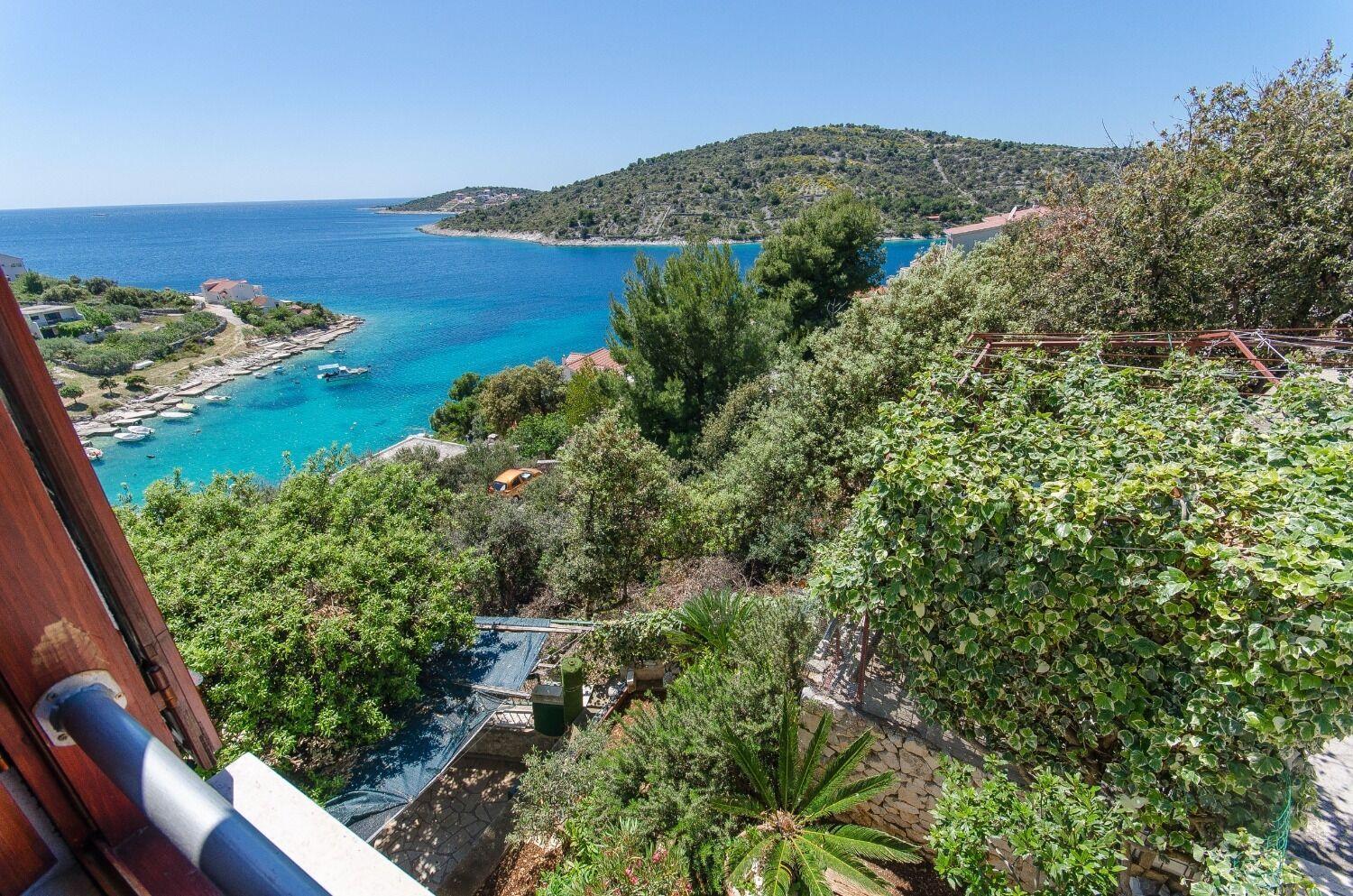 Apartments Bosiljka - By The Sea Sevid Bagian luar foto